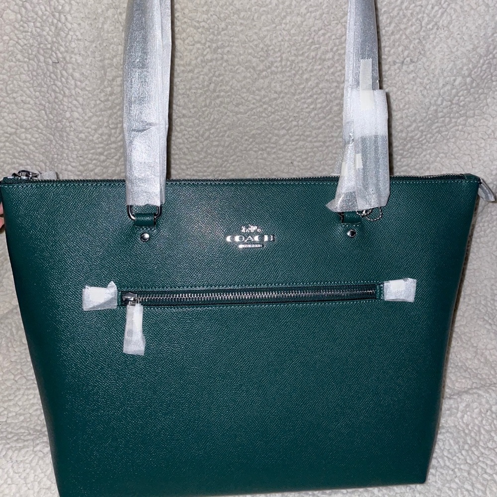 NWT Coach Gallery Tote  Dark Ivy